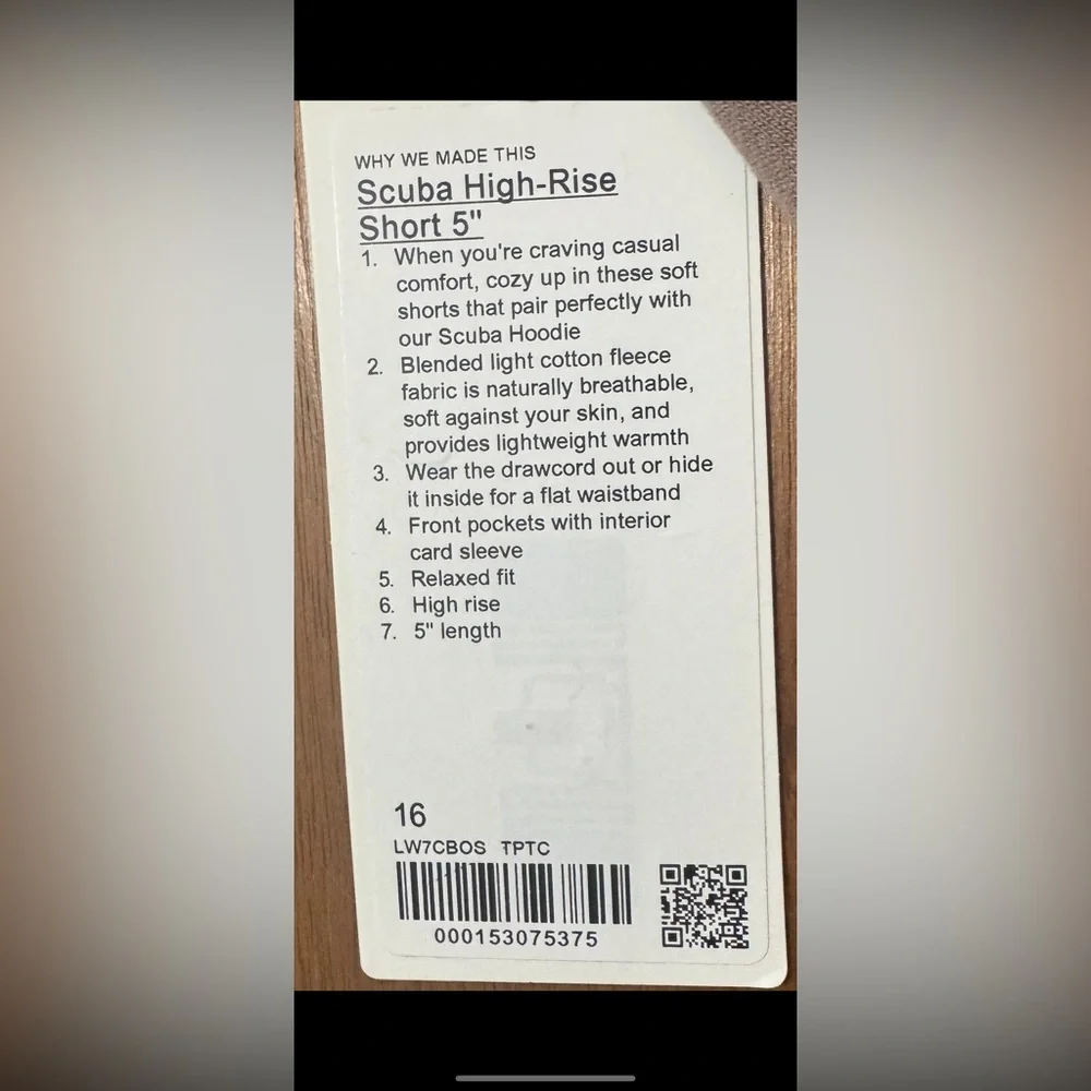 NWT Lululemon Scuba High-Rise Short 5" - Picture 4 of 4